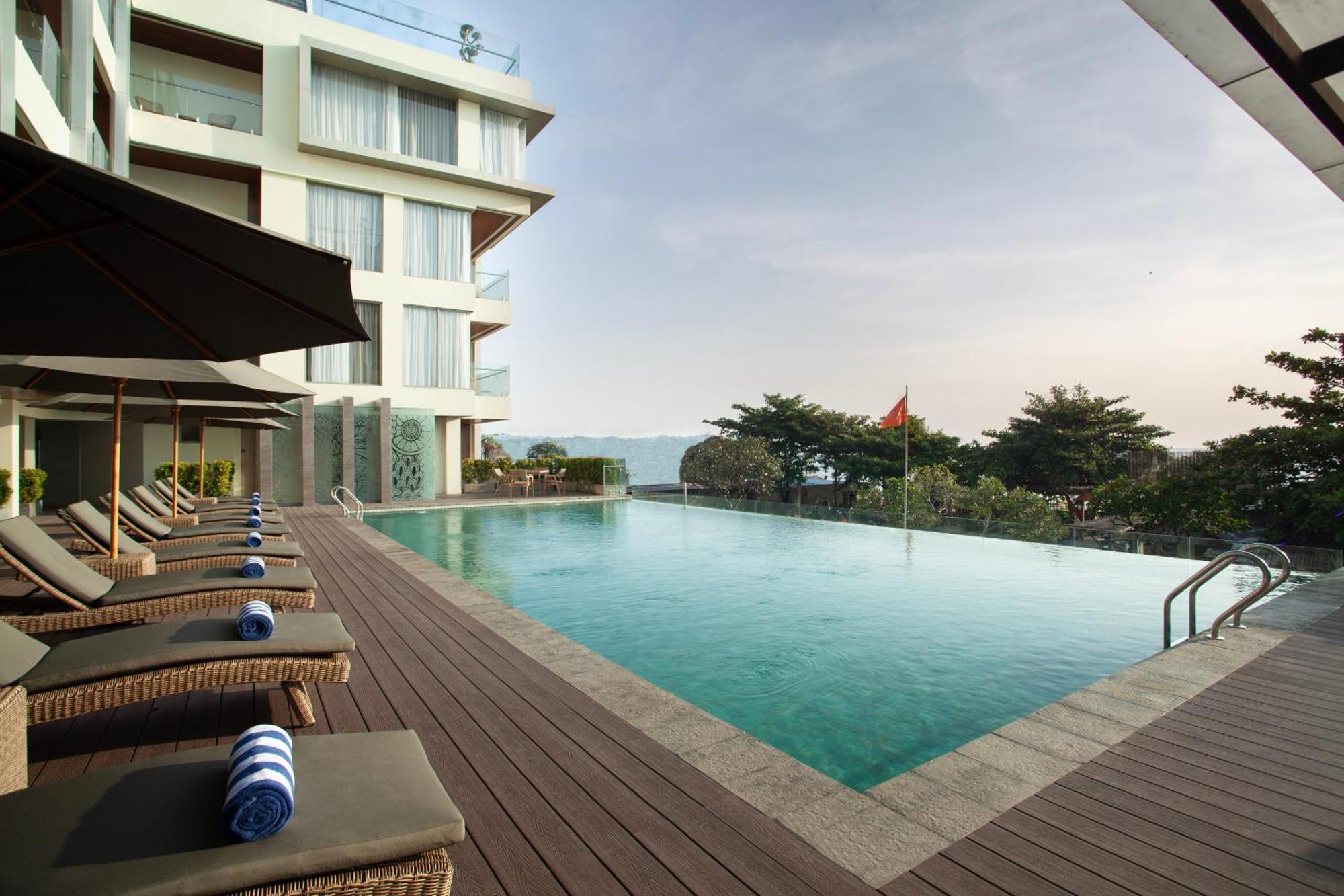 Platinum Hotel Jimbaran Beach Bali Exterior foto